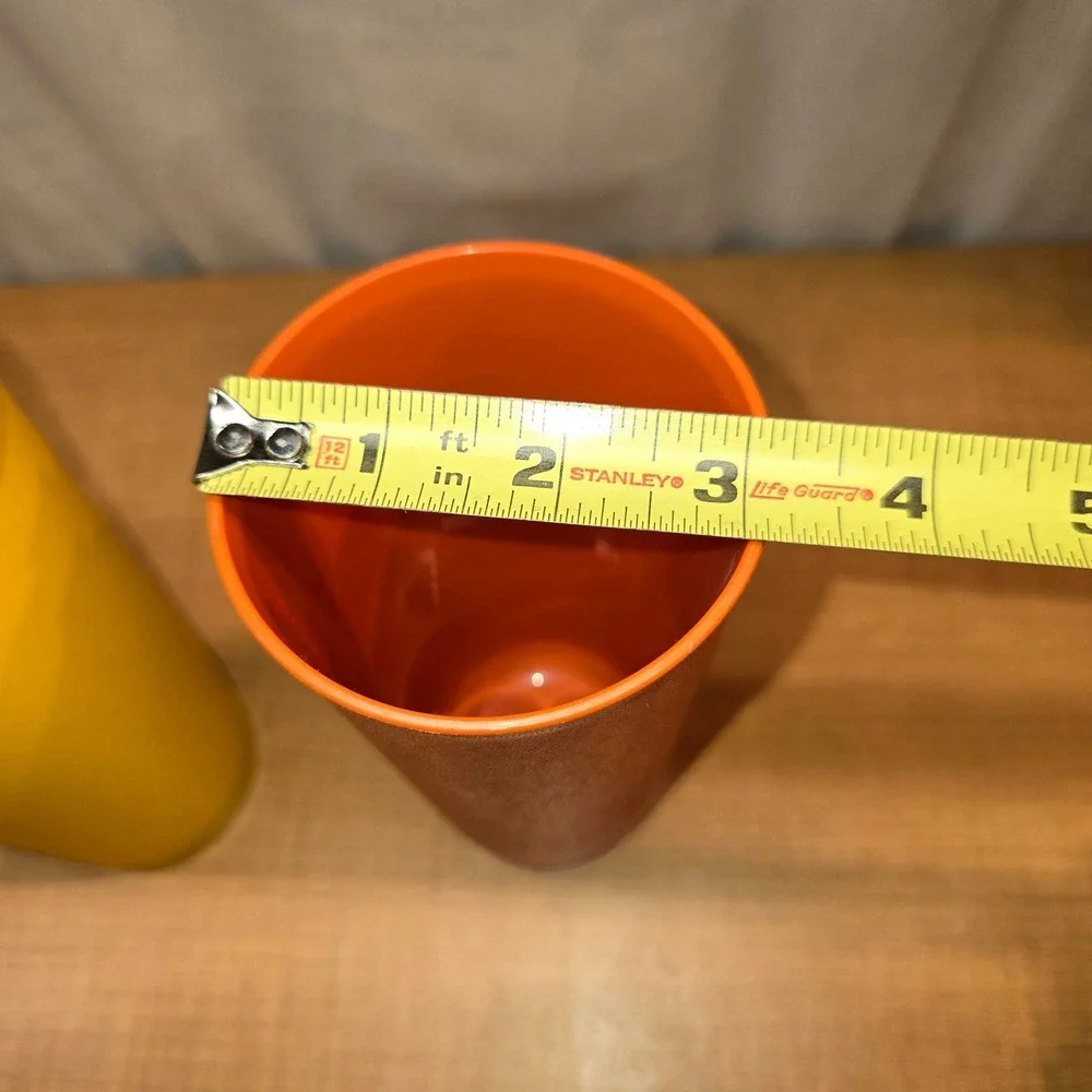 2 Vintage Tupperware Beverage Tumblers Drinking Glasses 1348‎ 16oz Orange Yellow